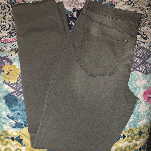 Old Navy Denim - Old Navy gray washed jeans